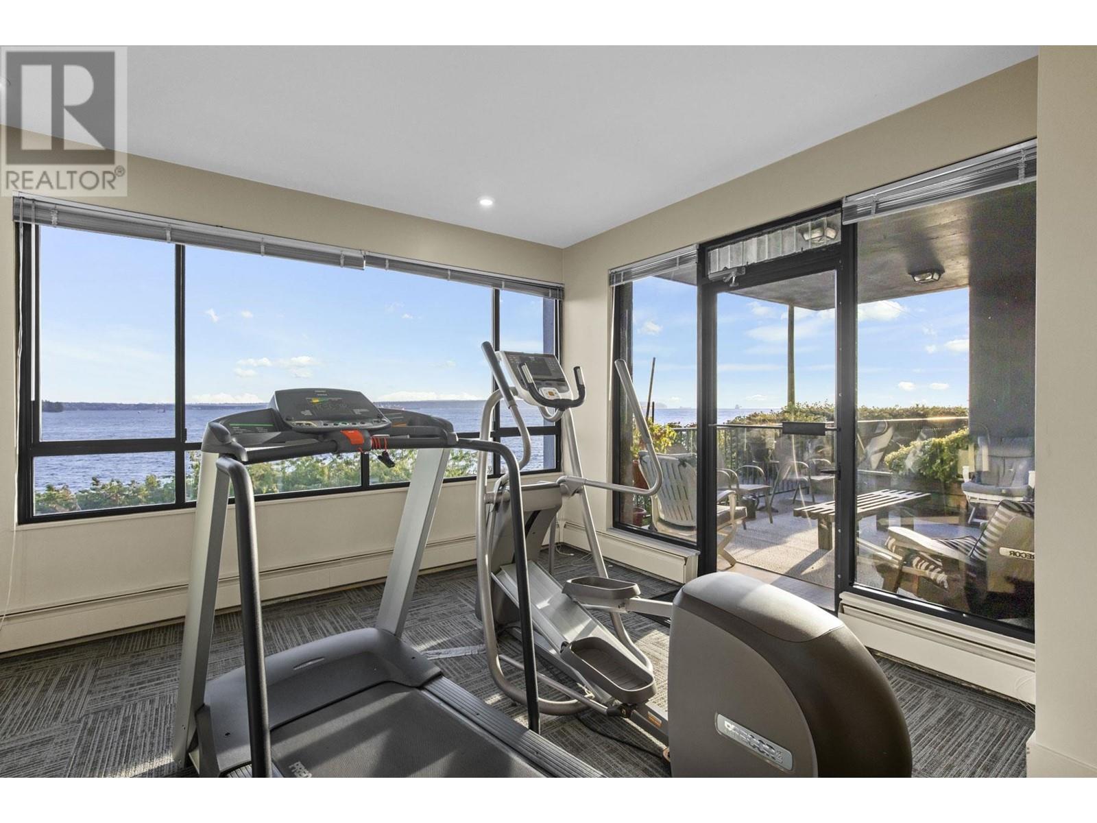 302 1930 Bellevue Avenue, West Vancouver, British Columbia  V7V 1B5 - Photo 31 - R2828179
