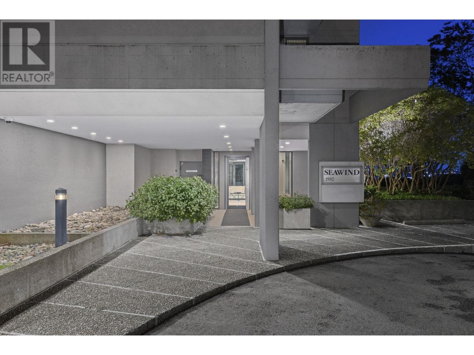 302 1930 Bellevue Avenue, West Vancouver, British Columbia  V7V 1B5 - Photo 33 - R2828179