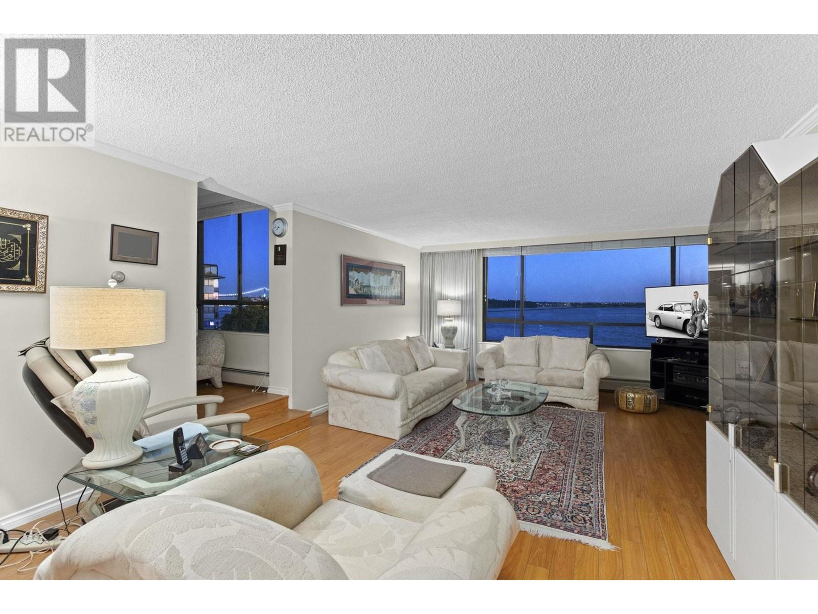 302 1930 Bellevue Avenue, West Vancouver, British Columbia  V7V 1B5 - Photo 5 - R2828179