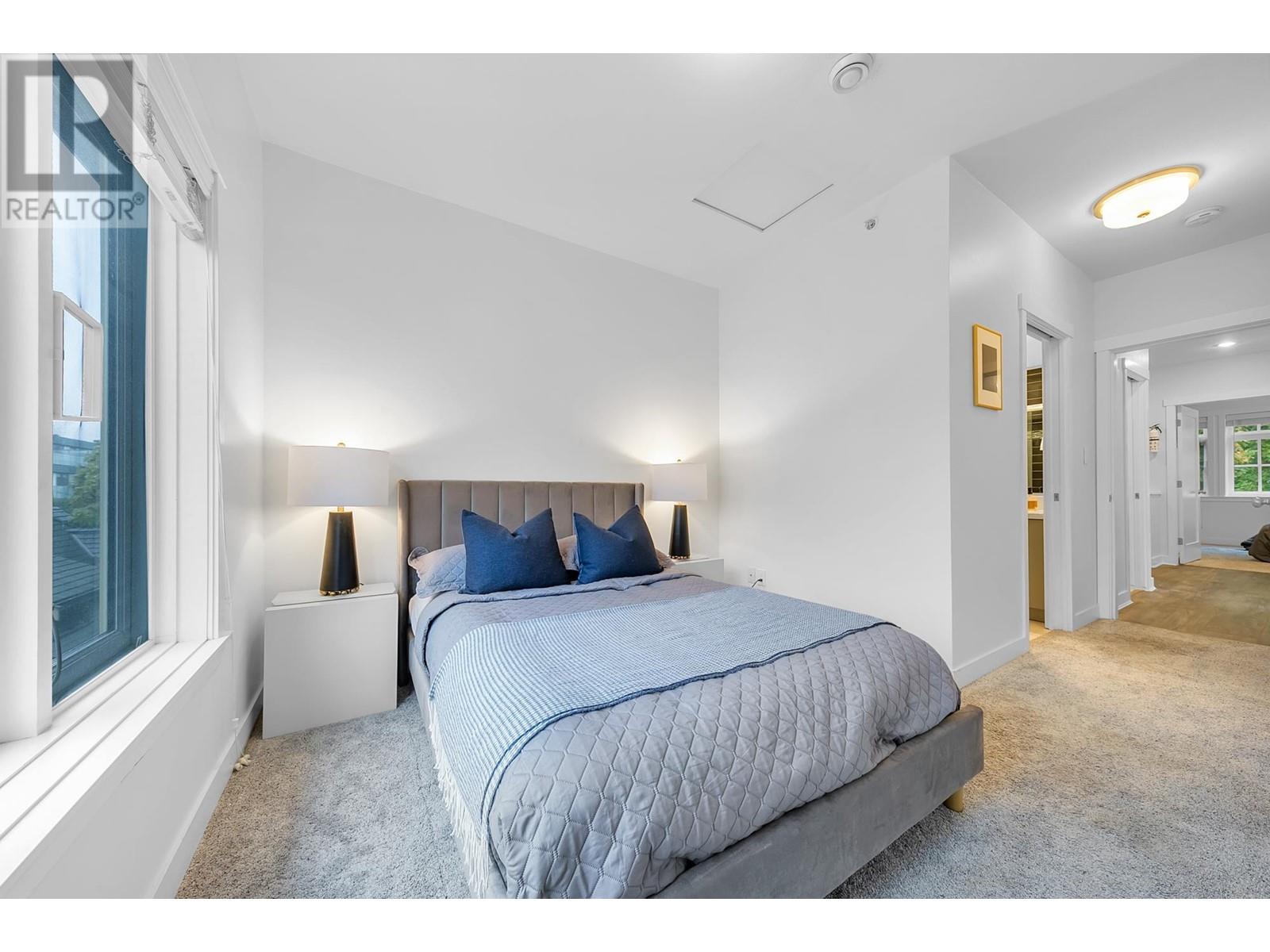 2486 W 8th Avenue, Vancouver, British Columbia  V6K 2B1 - Photo 13 - R2828192