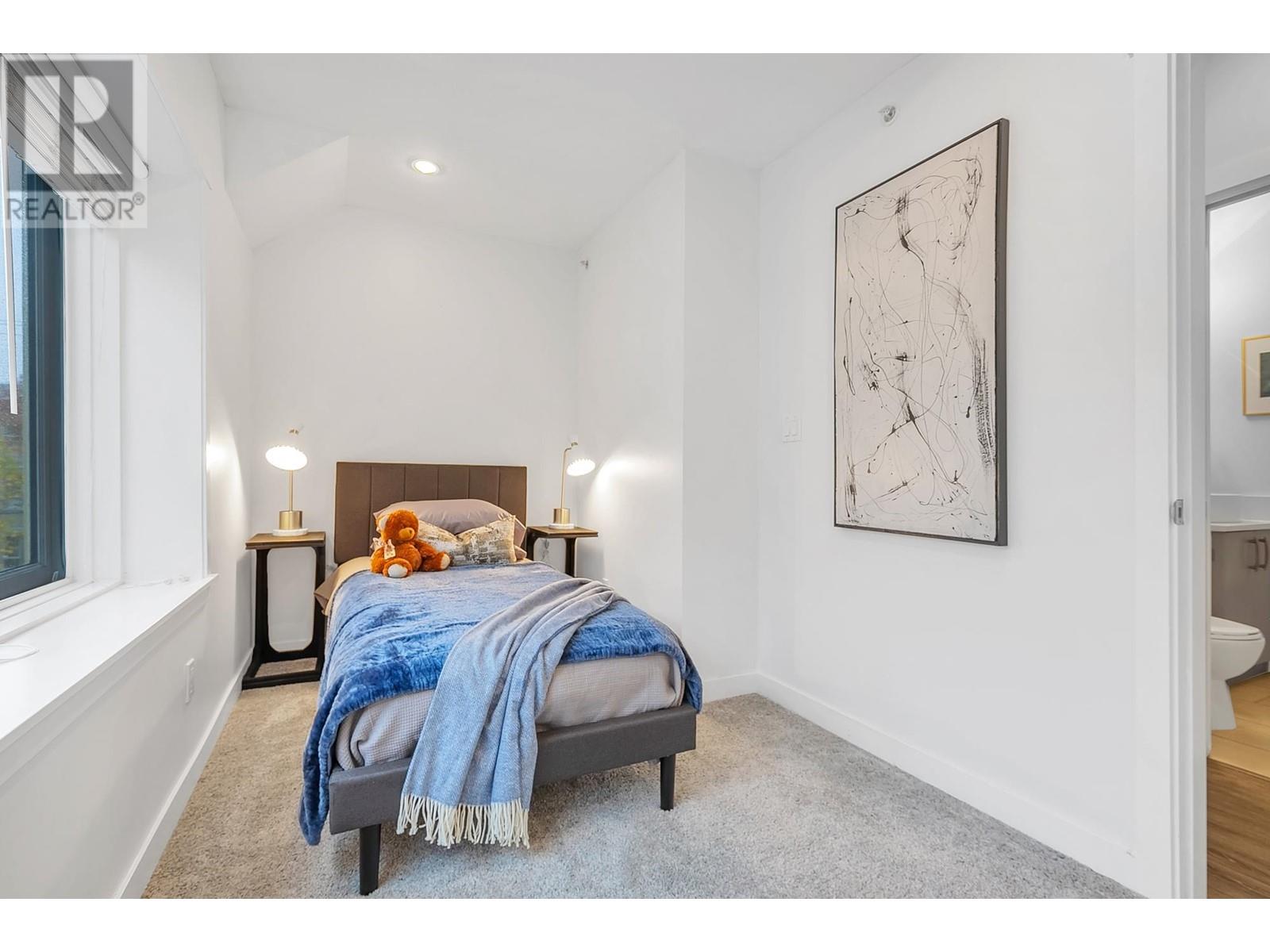 2486 W 8th Avenue, Vancouver, British Columbia  V6K 2B1 - Photo 20 - R2828192