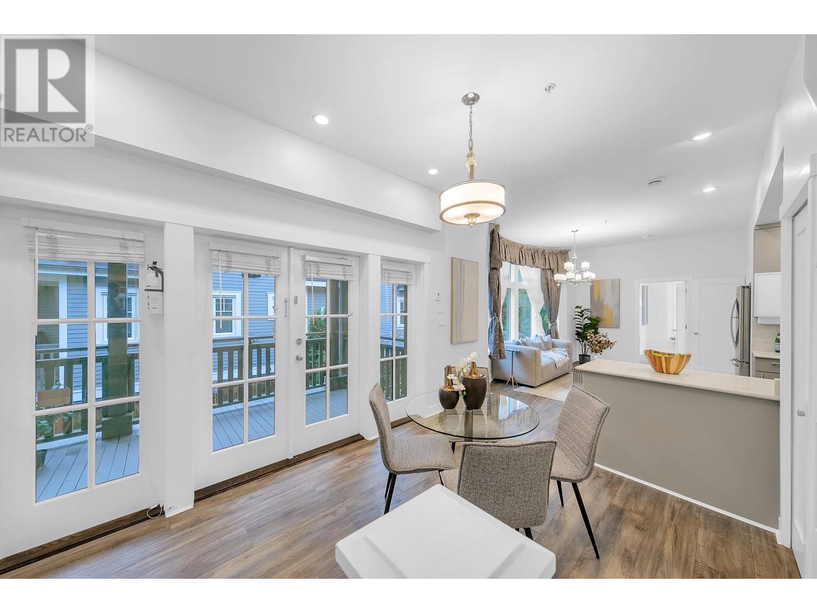 2486 W 8th Avenue, Vancouver, British Columbia  V6K 2B1 - Photo 8 - R2828192