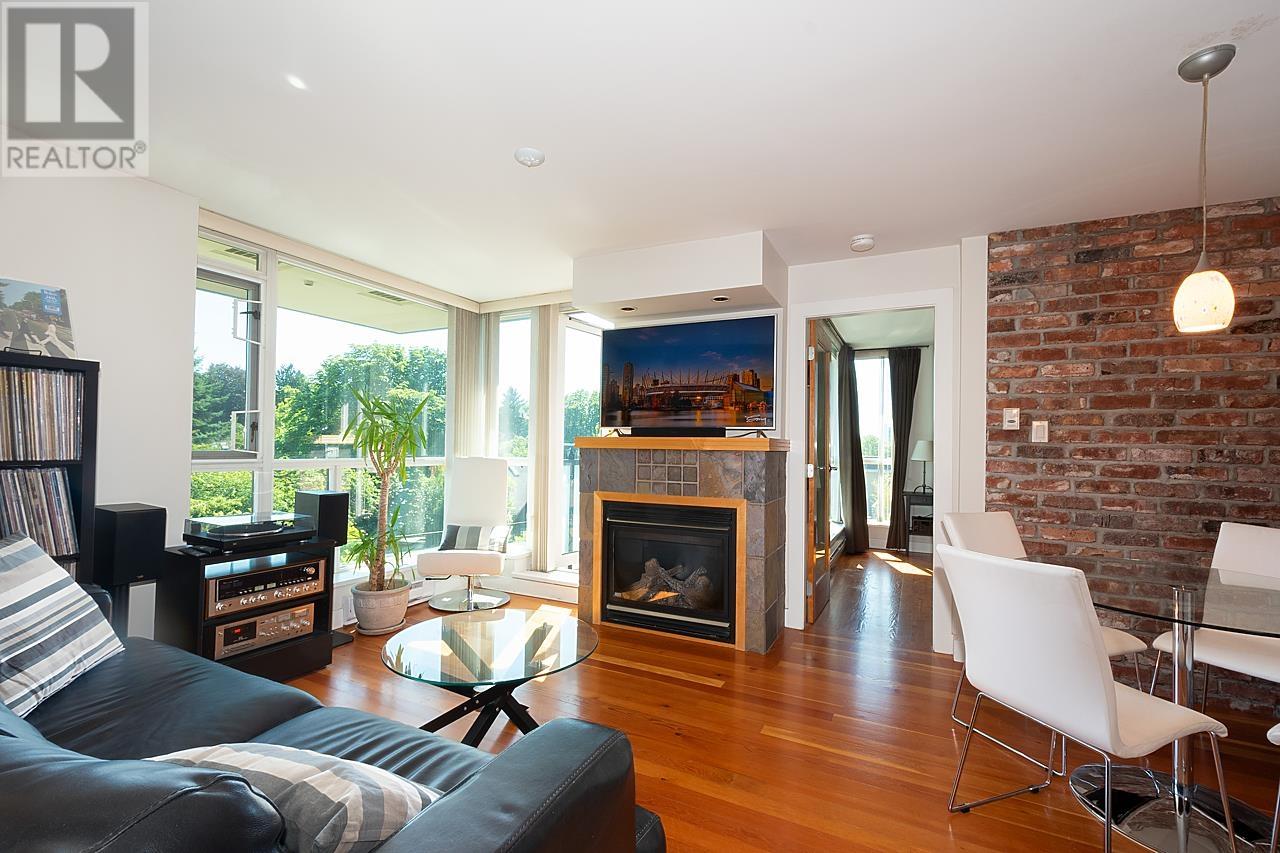 406 2515 ONTARIO STREET, vancouver, British Columbia