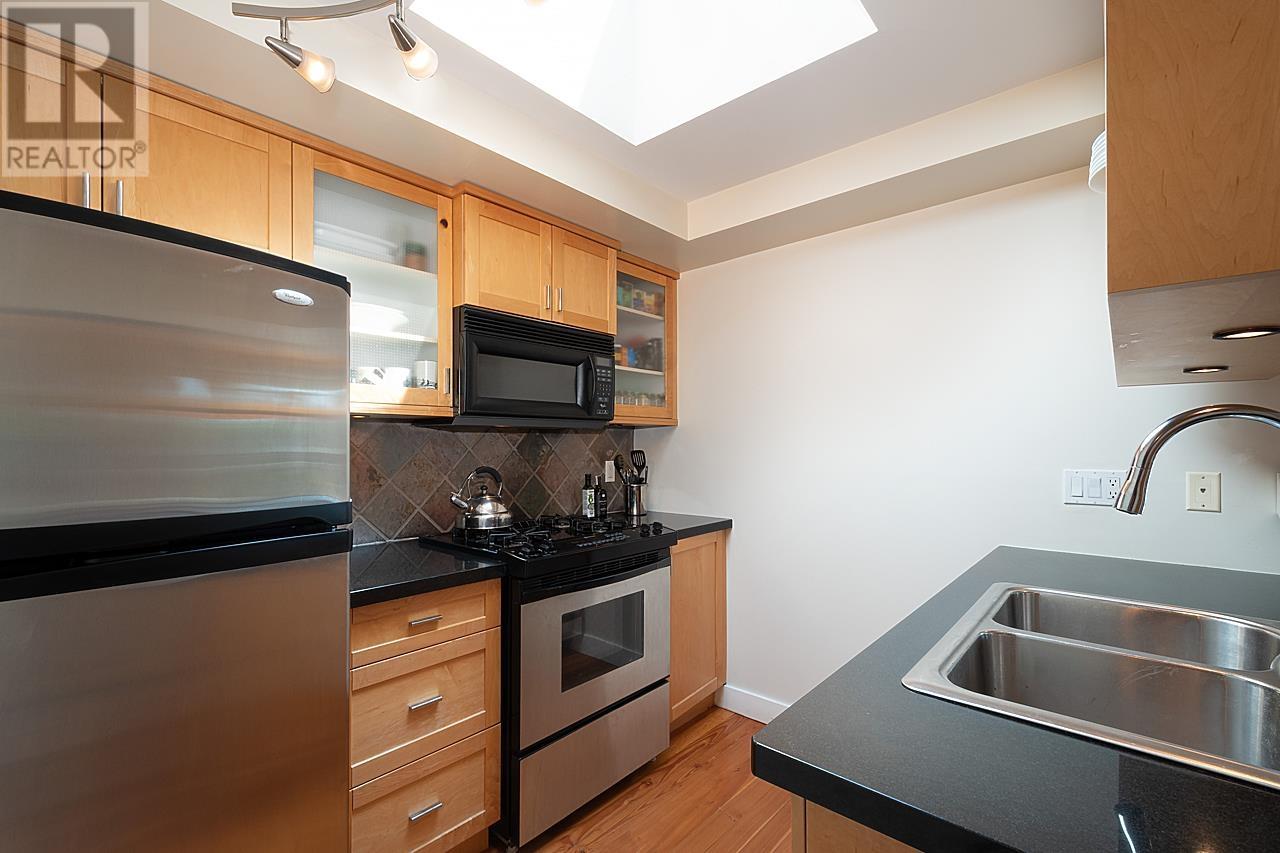 406 2515 Ontario Street, Vancouver, British Columbia  V5T 4V4 - Photo 15 - R2828203