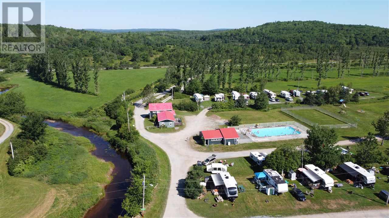 824 Renfrew Road, Nine Mile River, Nova Scotia  B2S 2W5 - Photo 5 - 202016155