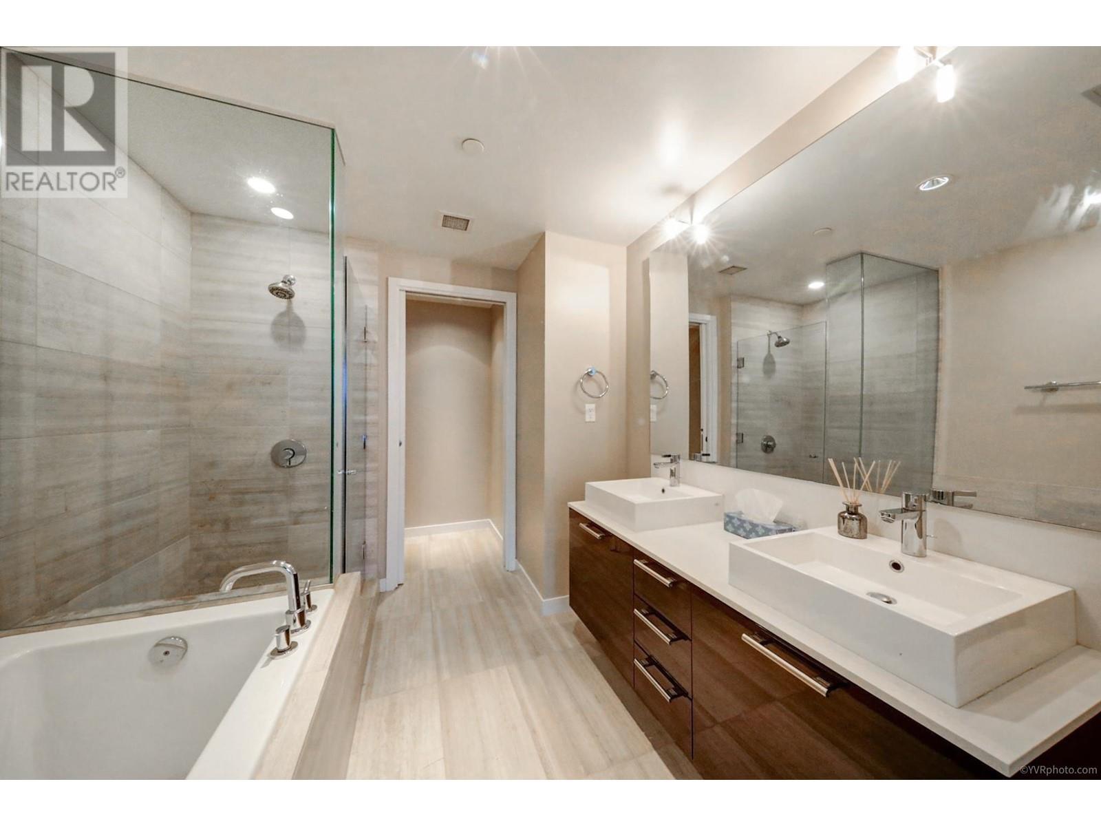 402 5177 Brighouse Way, Richmond, British Columbia  V7C 0A7 - Photo 8 - R2828078