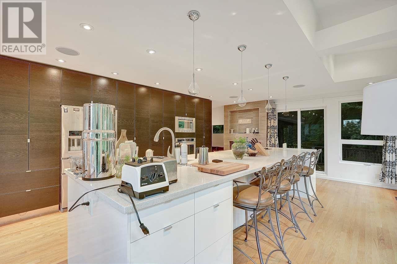 5344 Cliffridge Avenue, North Vancouver, British Columbia  V7R 3V4 - Photo 14 - R2824062