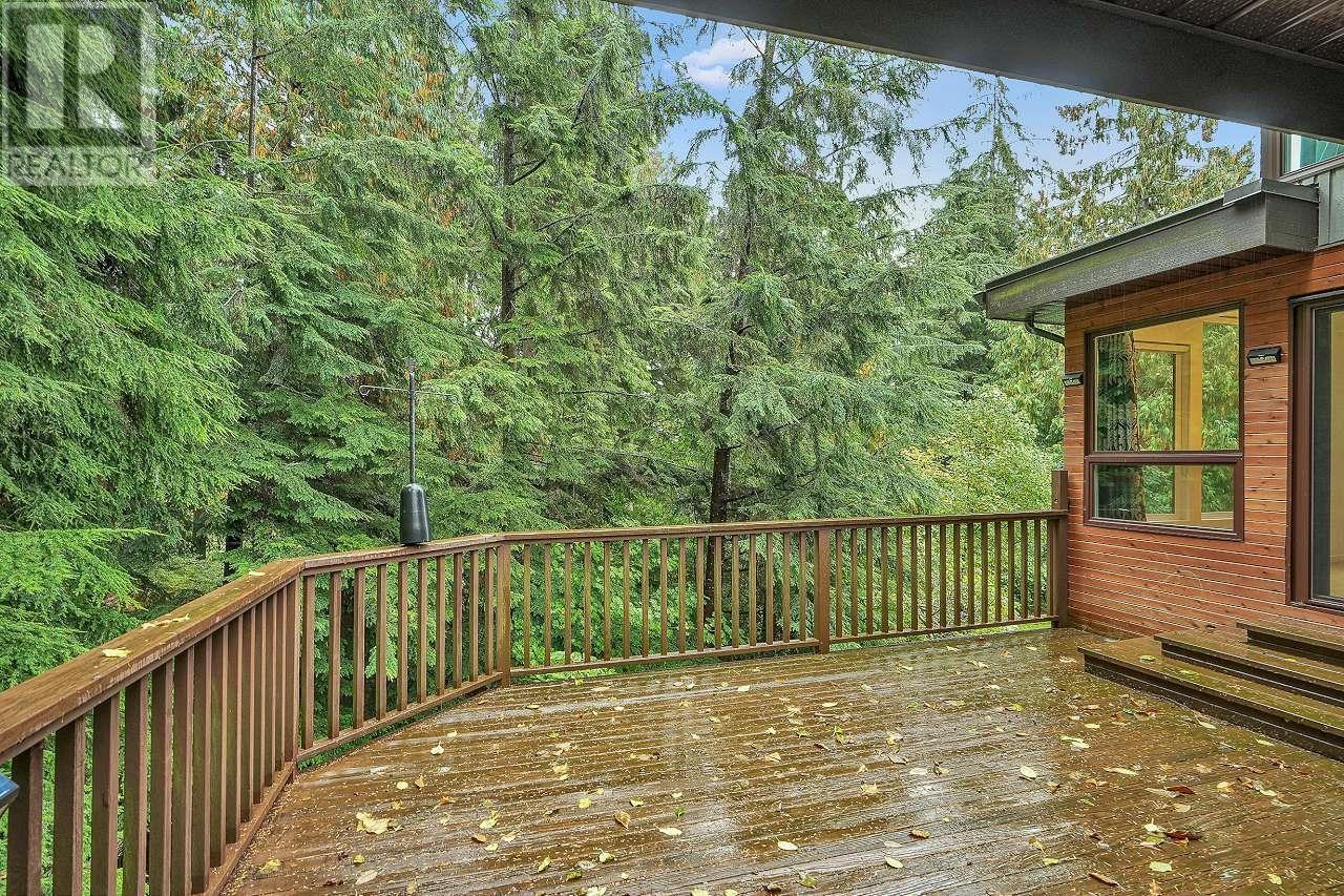 5344 Cliffridge Avenue, North Vancouver, British Columbia  V7R 3V4 - Photo 39 - R2824062