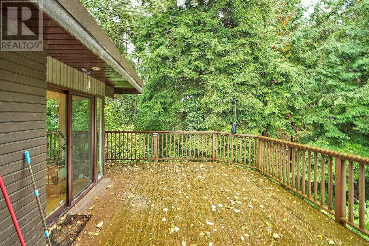 5344 Cliffridge Avenue, North Vancouver, British Columbia  V7R 3V4 - Photo 38 - R2824062