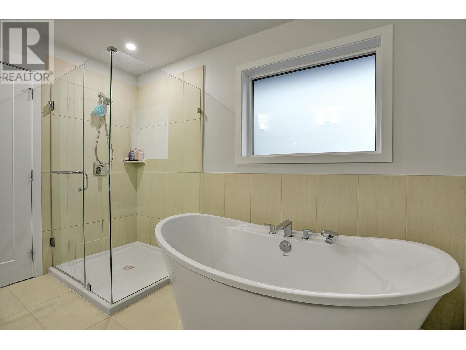 1444 Mitchell Street, Coquitlam, British Columbia  V3E 0P2 - Photo 24 - R2827705