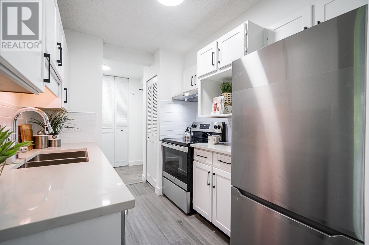 503 6455 Willingdon Avenue, Burnaby, British Columbia  V5H 4E4 - Photo 3 - R2825385