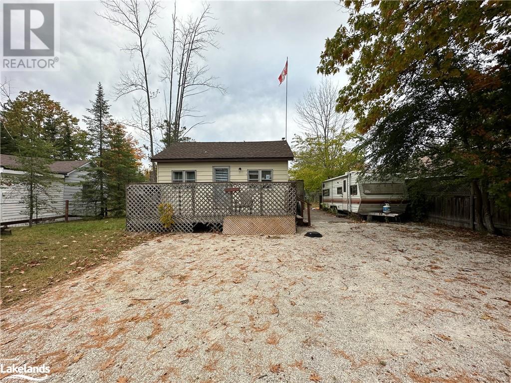 74 Laidlaw Street, Wasaga Beach, Ontario  L9Z 2L2 - Photo 4 - 40502477