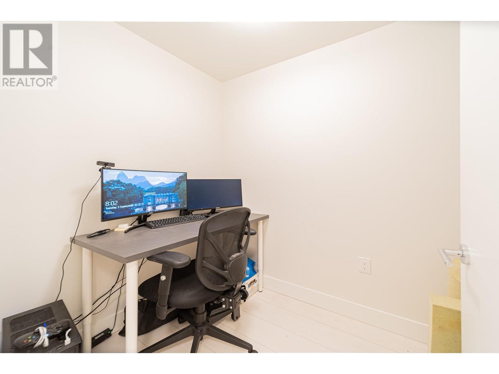 1207 3538 Sawmill Crescent, Vancouver, British Columbia  V5S 0J8 - Photo 3 - R2828230