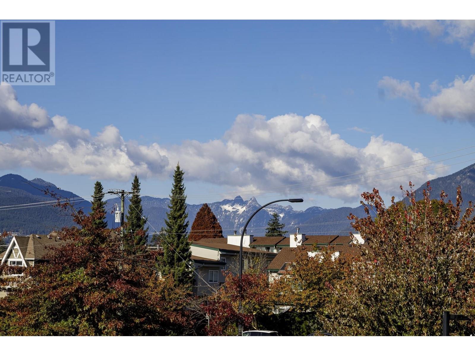 204 217 W 8th Street, North Vancouver, British Columbia  V7M 0C2 - Photo 2 - R2828237