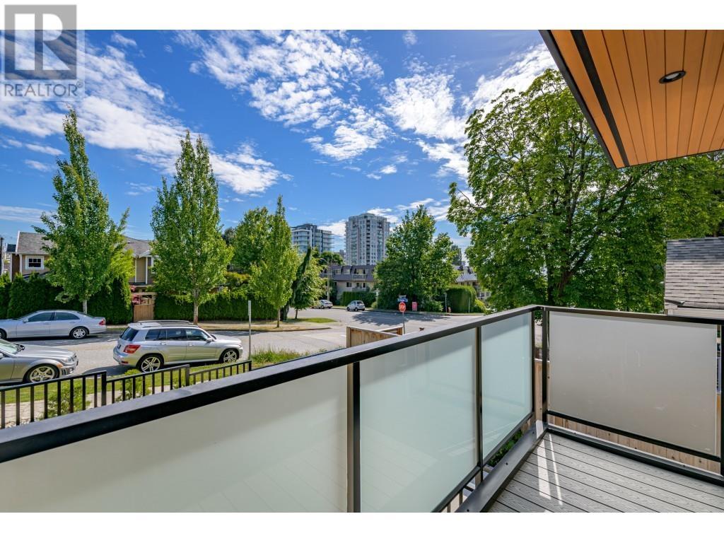 2 204 E 18th Street, North Vancouver, British Columbia  V7L 2X6 - Photo 19 - R2828239