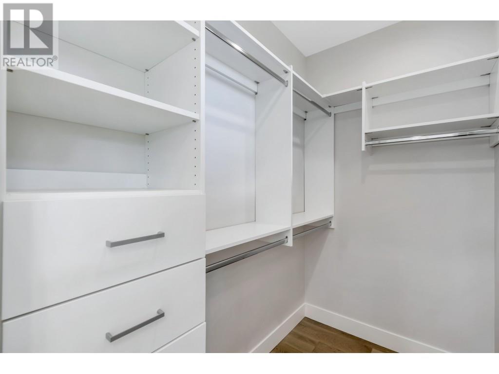 2 204 E 18th Street, North Vancouver, British Columbia  V7L 2X6 - Photo 29 - R2828239