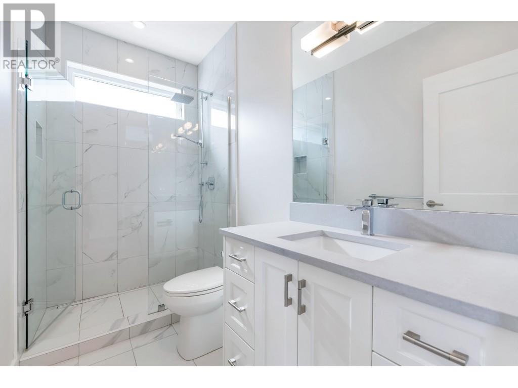 2 204 E 18th Street, North Vancouver, British Columbia  V7L 2X6 - Photo 30 - R2828239