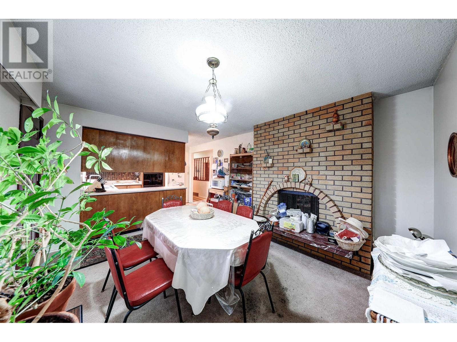 8740 Garden City Road, Richmond, British Columbia  V6Y 2P5 - Photo 10 - R2828215