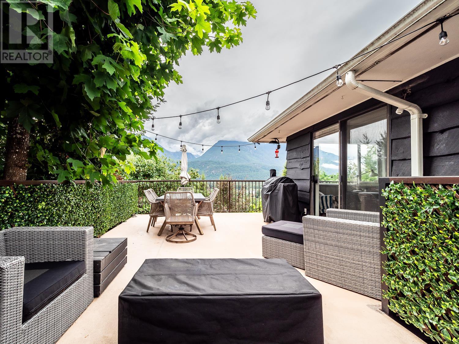 40309 AYR DRIVE, squamish, British Columbia