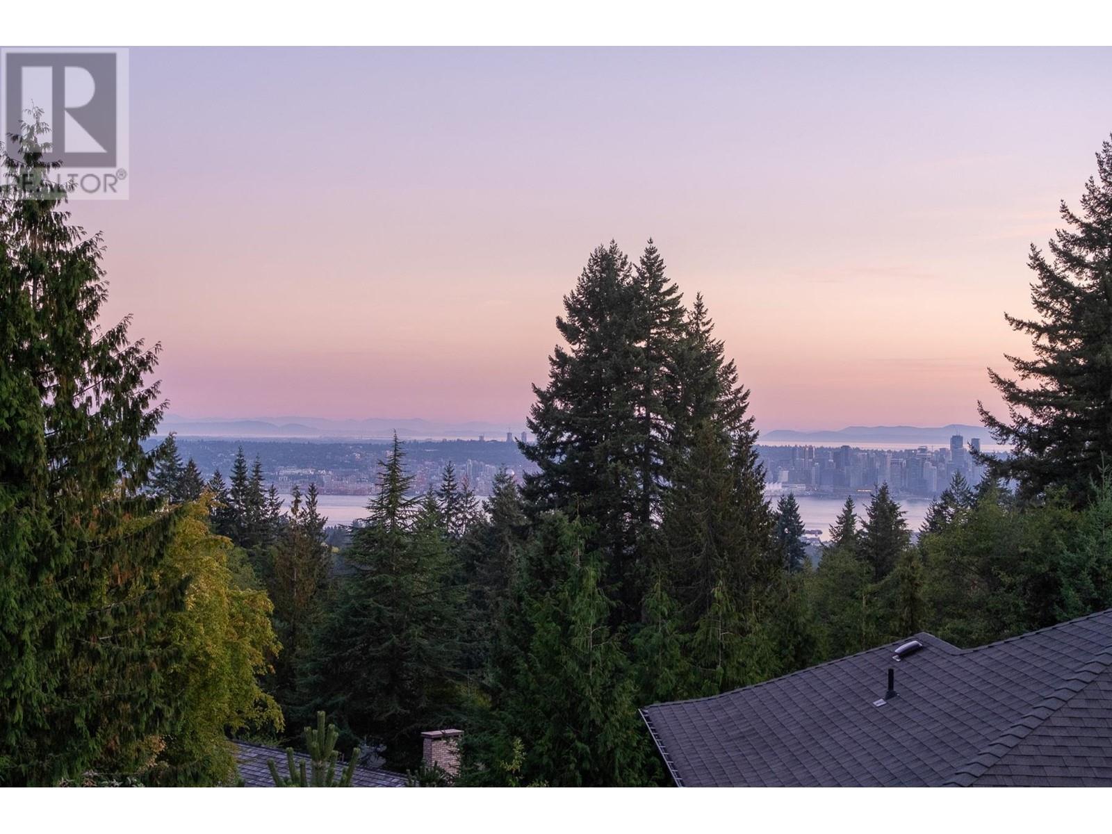 283 Monteray Avenue, North Vancouver, British Columbia  V7N 3E7 - Photo 31 - R2828241