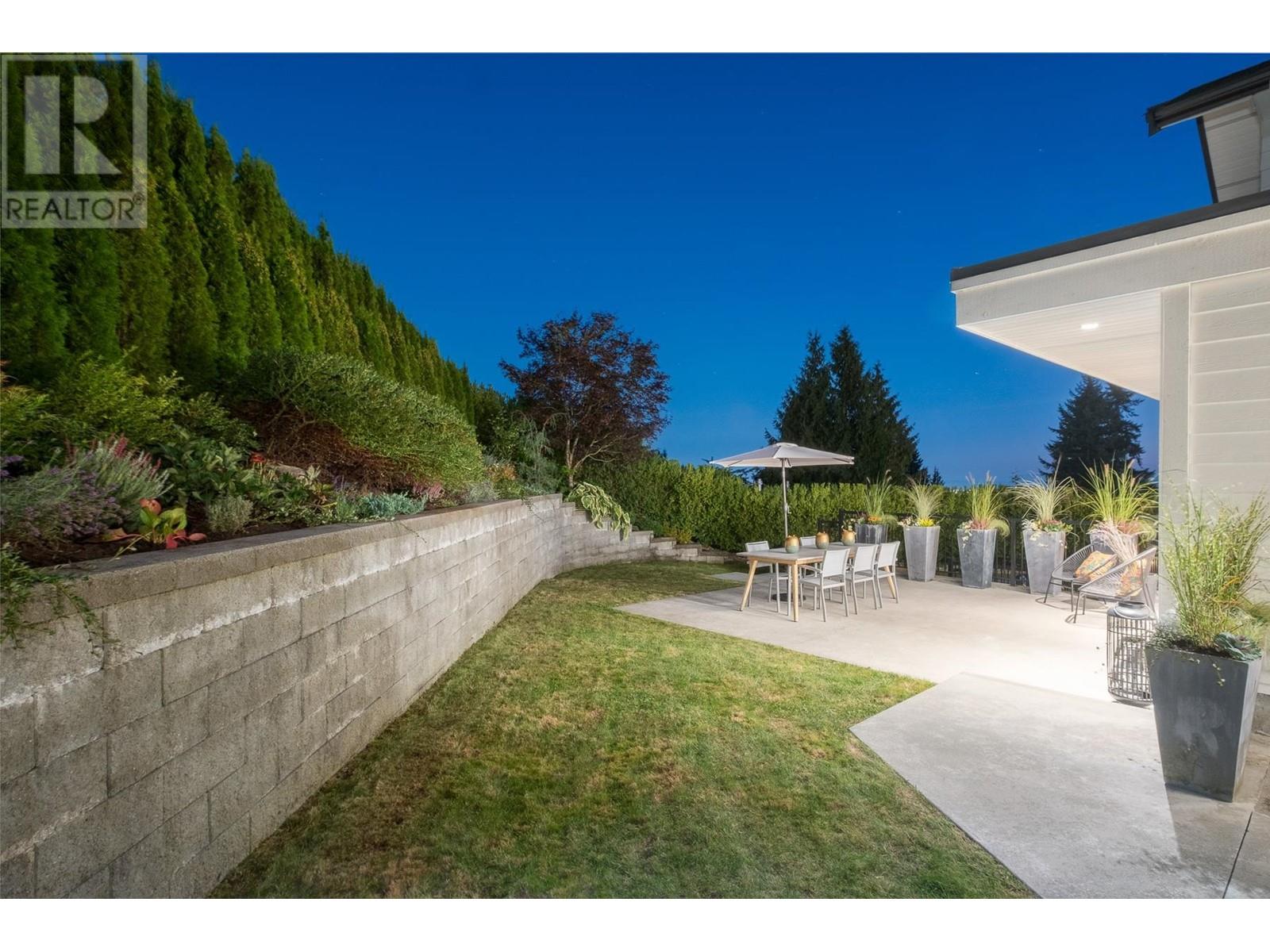 283 Monteray Avenue, North Vancouver, British Columbia  V7N 3E7 - Photo 33 - R2828241