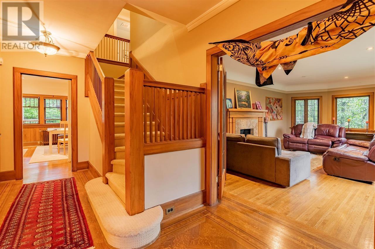 6086 Angus Drive, Vancouver, British Columbia  V6M 3P1 - Photo 3 - R2828252