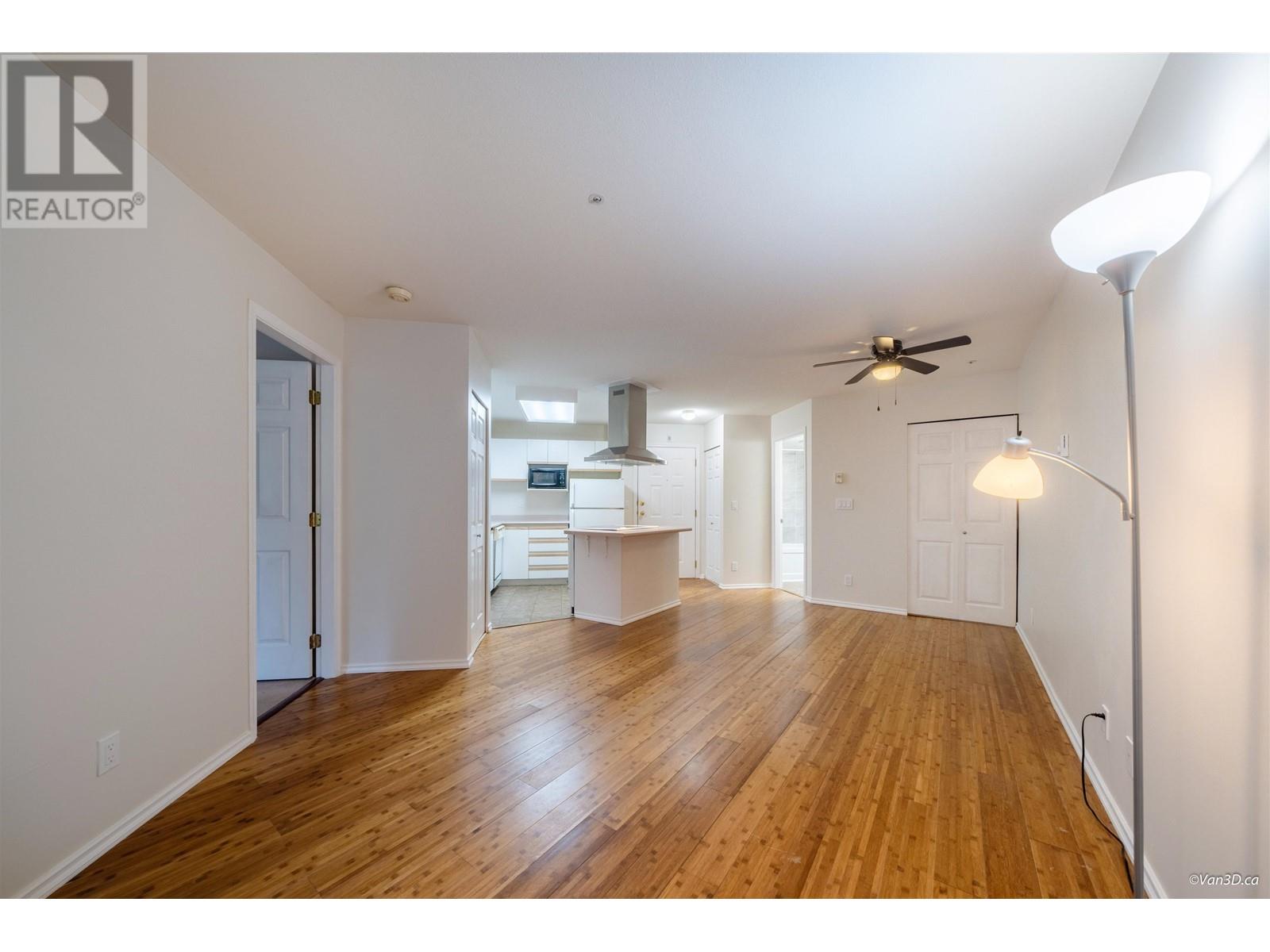 D209 40160 Willow Crescent, Squamish, British Columbia  V8B 0M2 - Photo 12 - R2826620