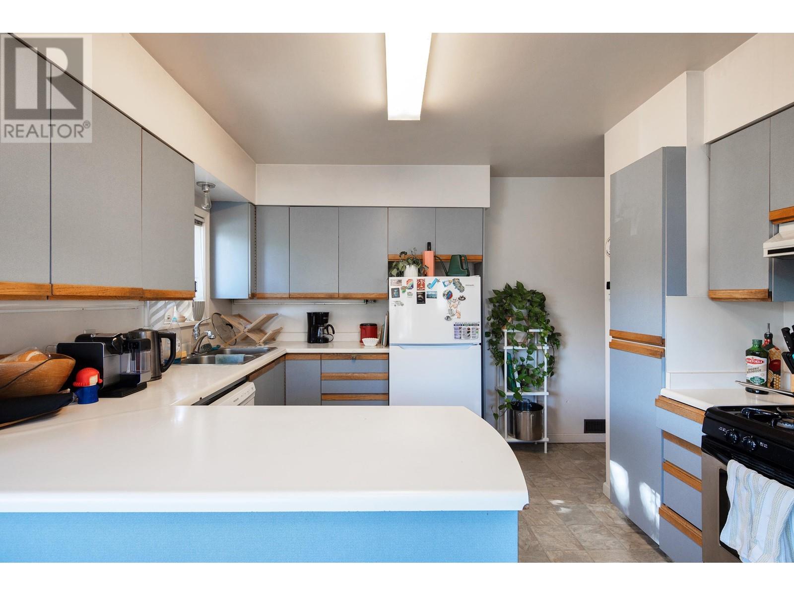 5990 Quebec Street, Vancouver, British Columbia  V5W 2P3 - Photo 7 - R2826969