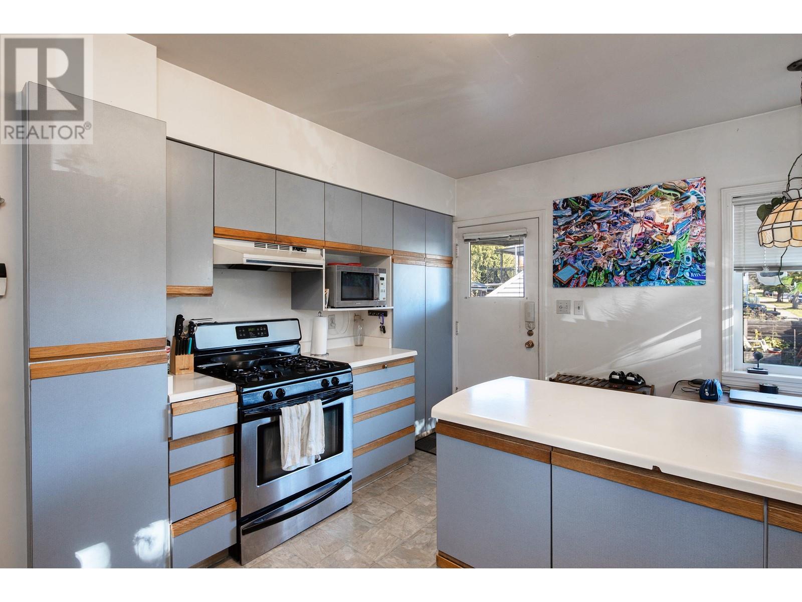 5990 Quebec Street, Vancouver, British Columbia  V5W 2P3 - Photo 9 - R2826969