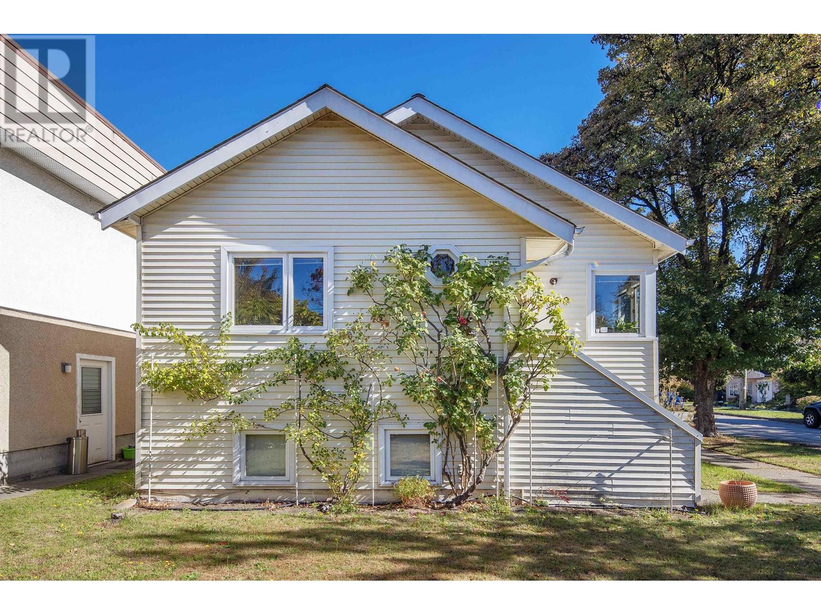 5990 QUEBEC STREET, vancouver, British Columbia