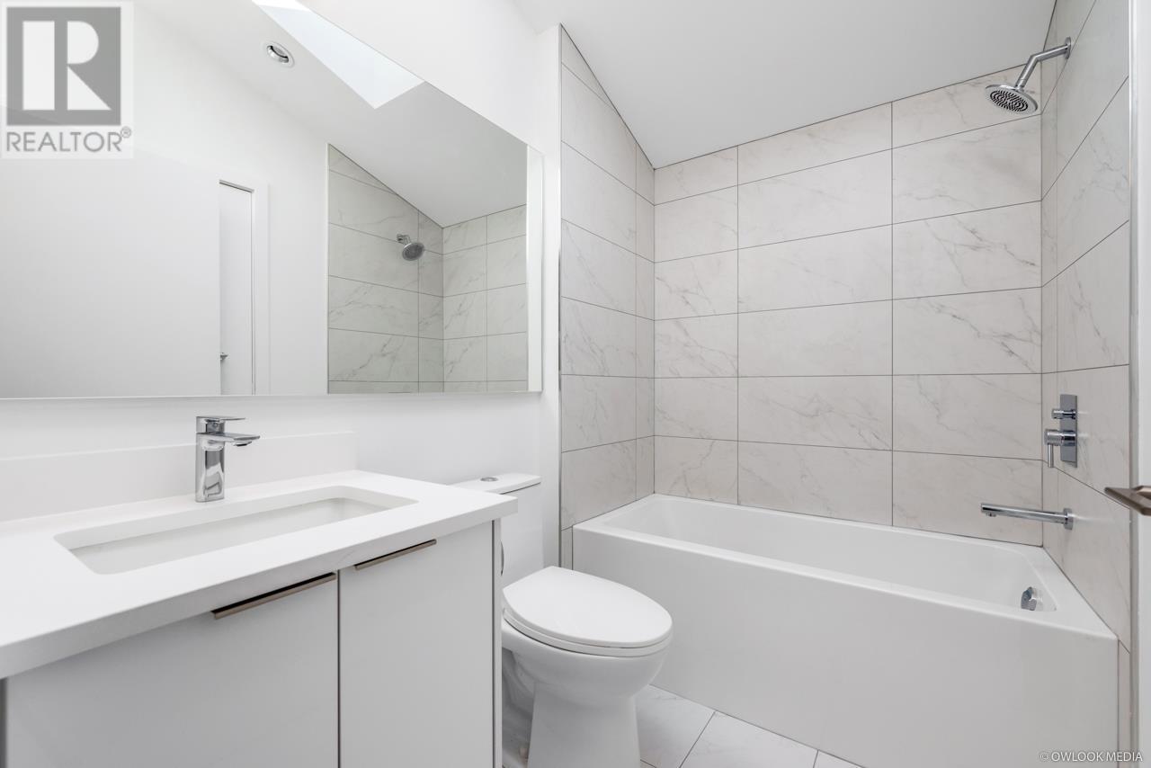 8056 Haig Street, Vancouver, British Columbia  V6P 4R9 - Photo 10 - R2828139