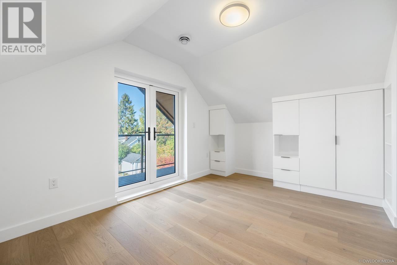 8056 Haig Street, Vancouver, British Columbia  V6P 4R9 - Photo 12 - R2828139