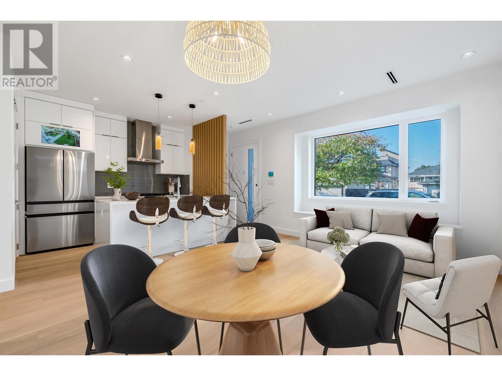 8056 Haig Street, Vancouver, British Columbia  V6P 4R9 - Photo 5 - R2828139