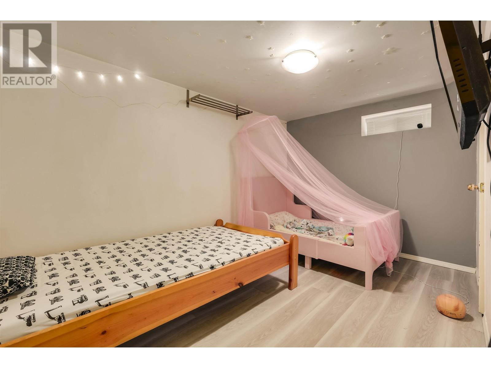 5585 Chester Street, Vancouver, British Columbia  V5W 3B3 - Photo 18 - R2816352