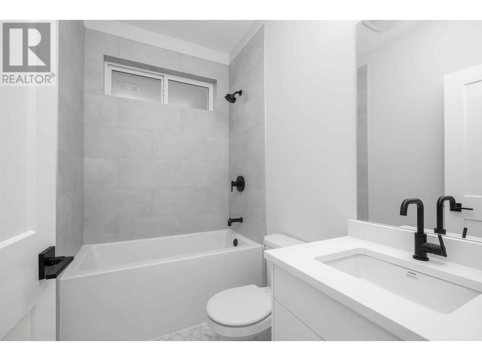13581 Birdtail Drive, Maple Ridge, British Columbia  V4R 2P7 - Photo 31 - R2822238