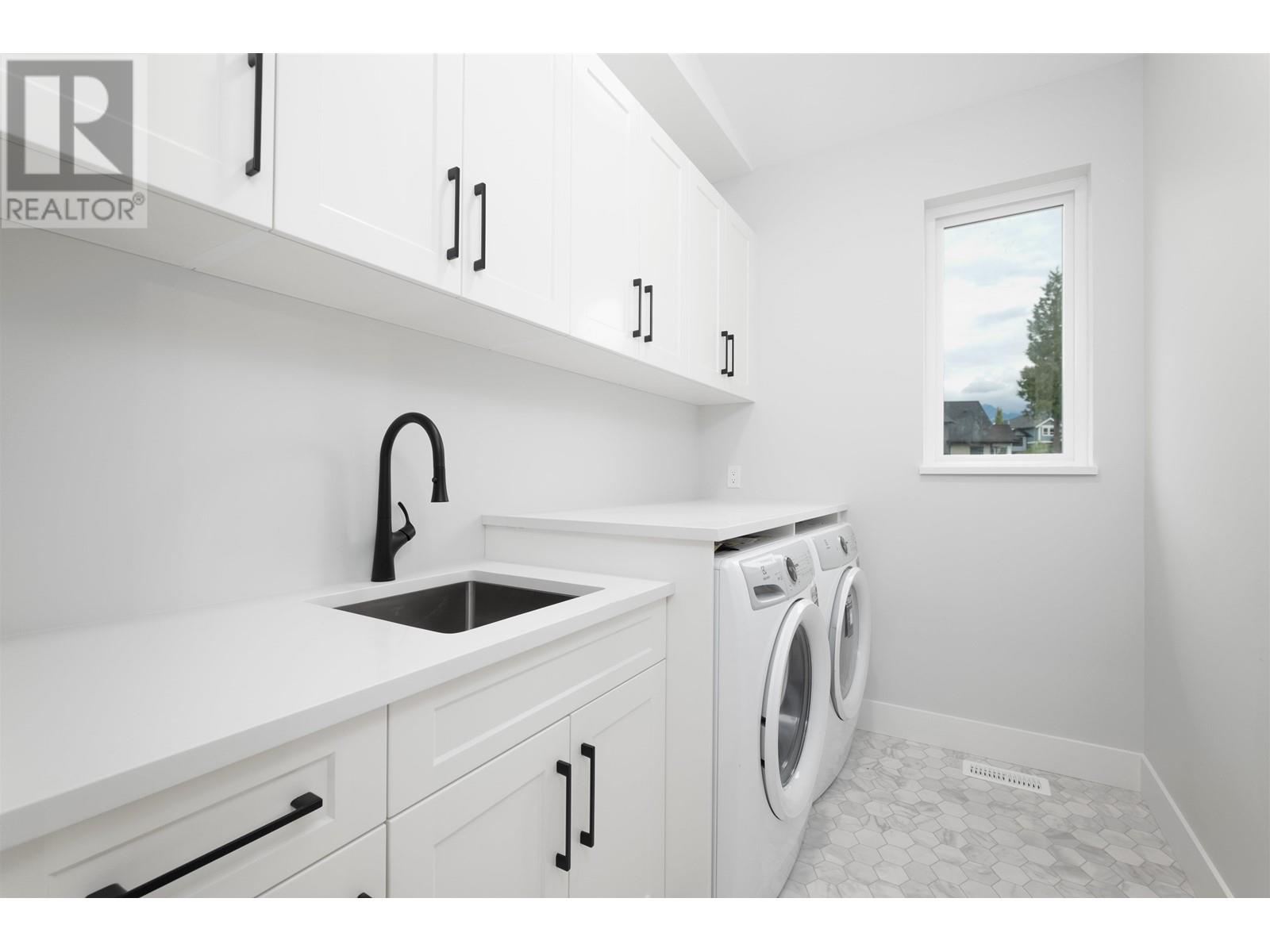 13581 Birdtail Drive, Maple Ridge, British Columbia  V4R 2P7 - Photo 26 - R2822238