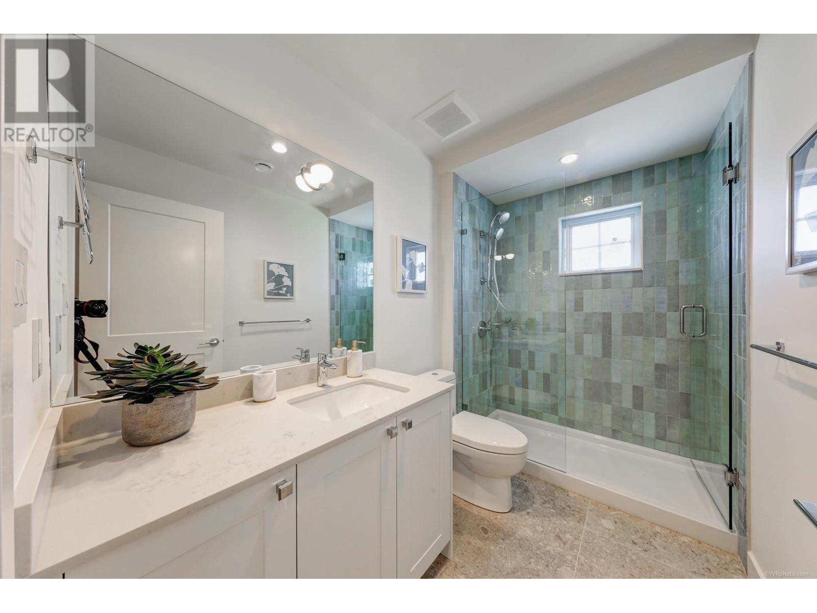 4 11671 Cambie Road, Richmond, British Columbia  V6X 1L6 - Photo 33 - R2828176