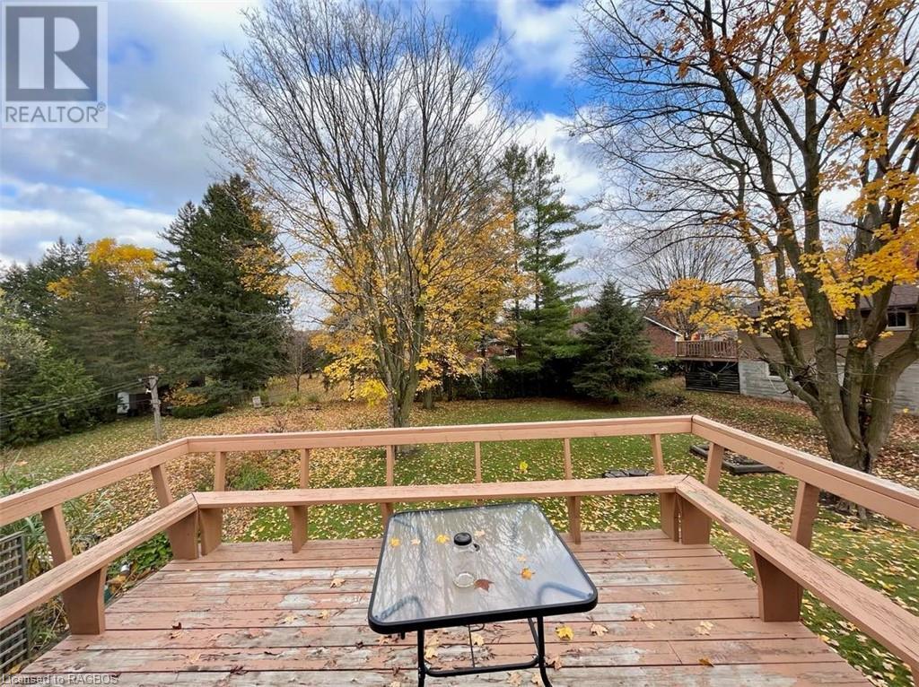 520 Mcnab Street, Walkerton, Ontario  N0G 2V0 - Photo 2 - 40506058