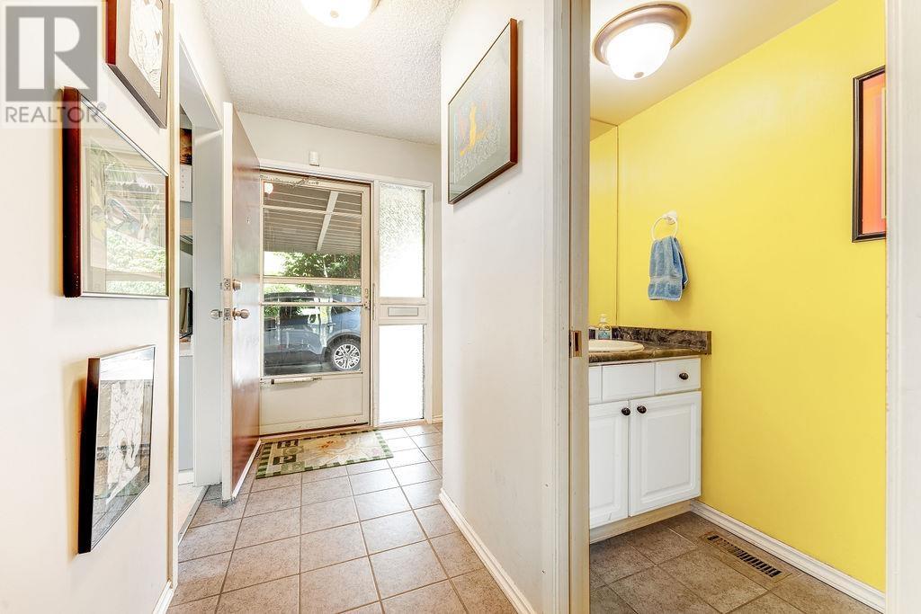 960 Lillooet Road, North Vancouver, British Columbia  V7J 2H5 - Photo 10 - R2828262