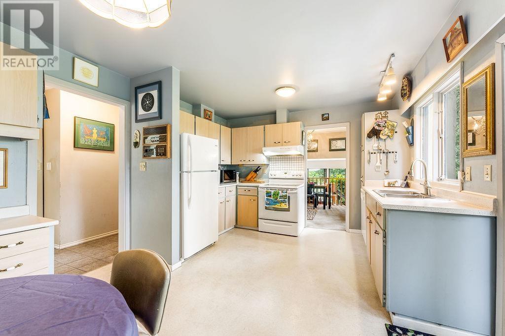 960 Lillooet Road, North Vancouver, British Columbia  V7J 2H5 - Photo 7 - R2828262