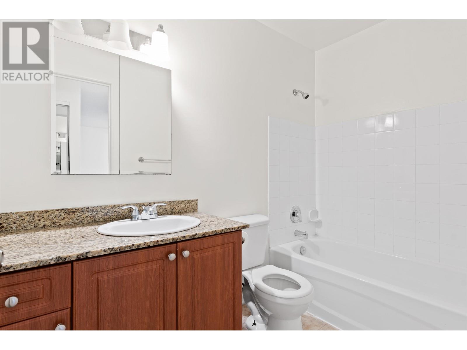310 211 W 3rd Street, North Vancouver, British Columbia  V7M 1E9 - Photo 7 - R2828299