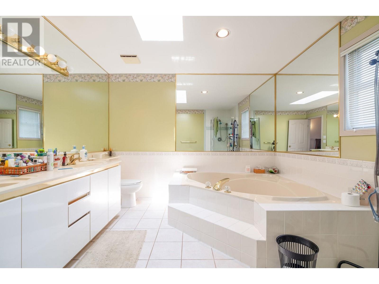 8020 Claybrook Road Road, Richmond, British Columbia  V7C 2L3 - Photo 19 - R2828274