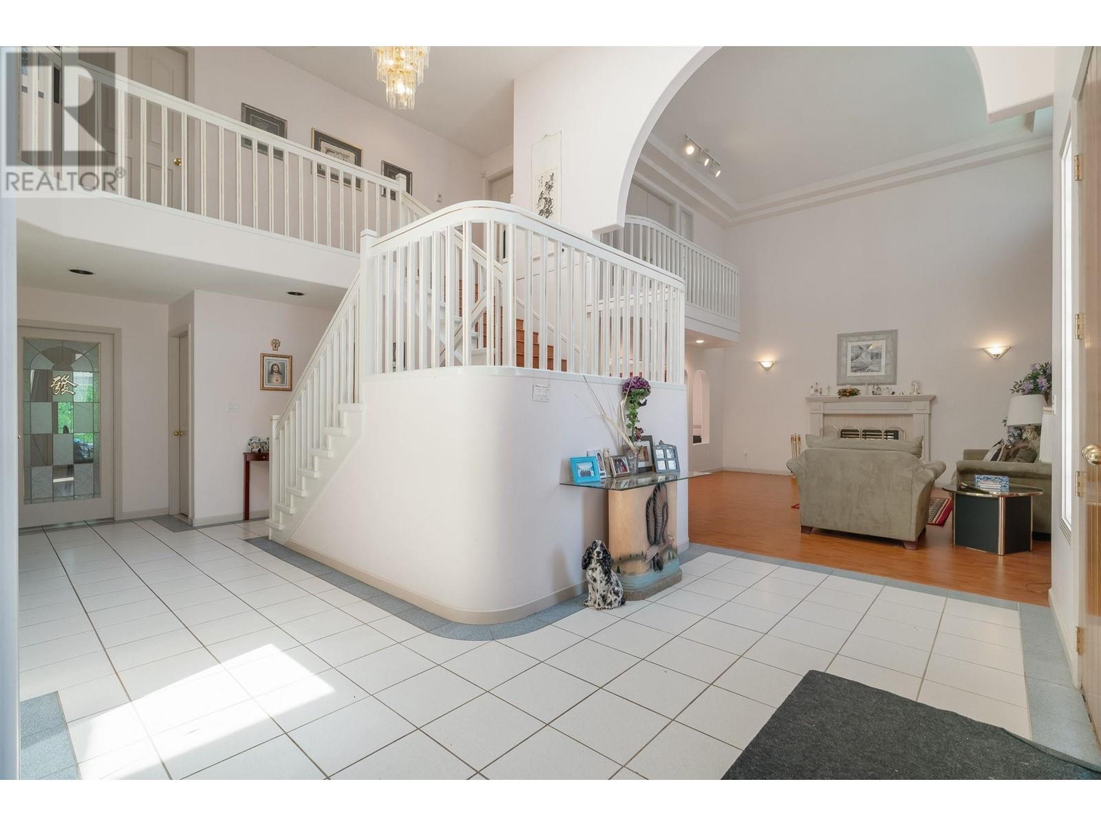8020 Claybrook Road Road, Richmond, British Columbia  V7C 2L3 - Photo 9 - R2828274