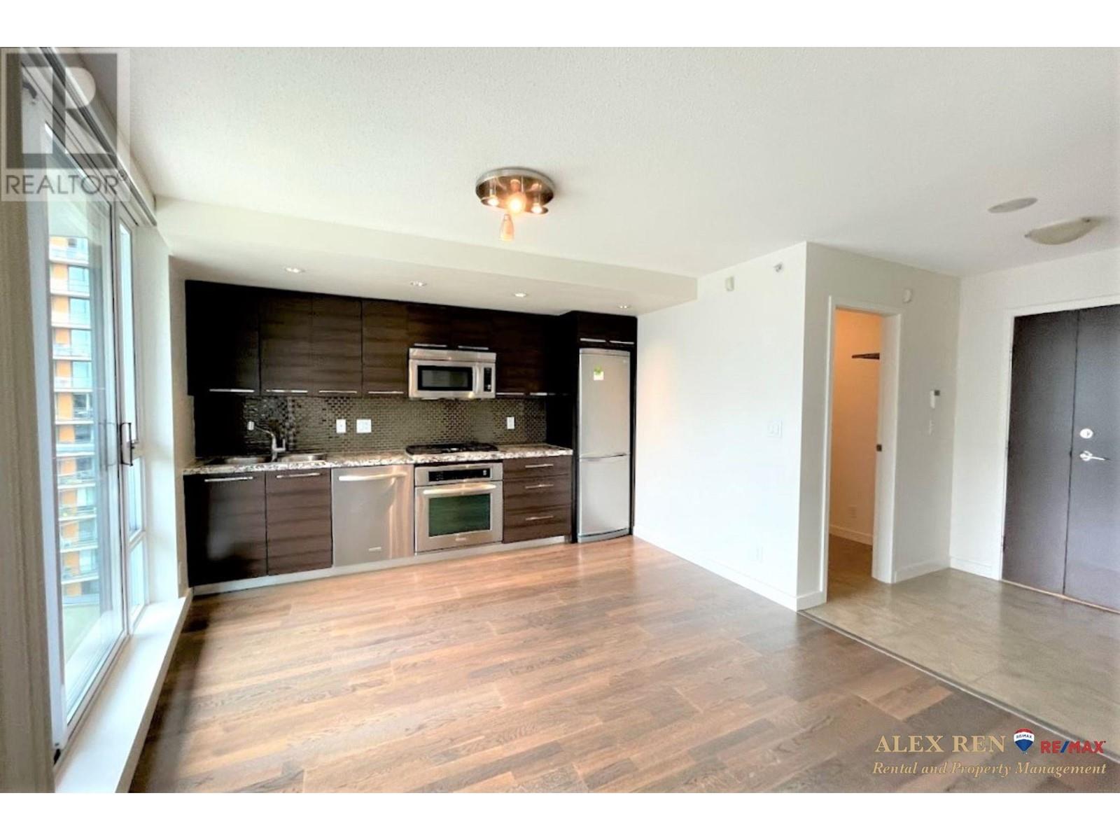 918 Cooperage Way, Vancouver, British Columbia  V6B 0A7 - Photo 3 - R2828296