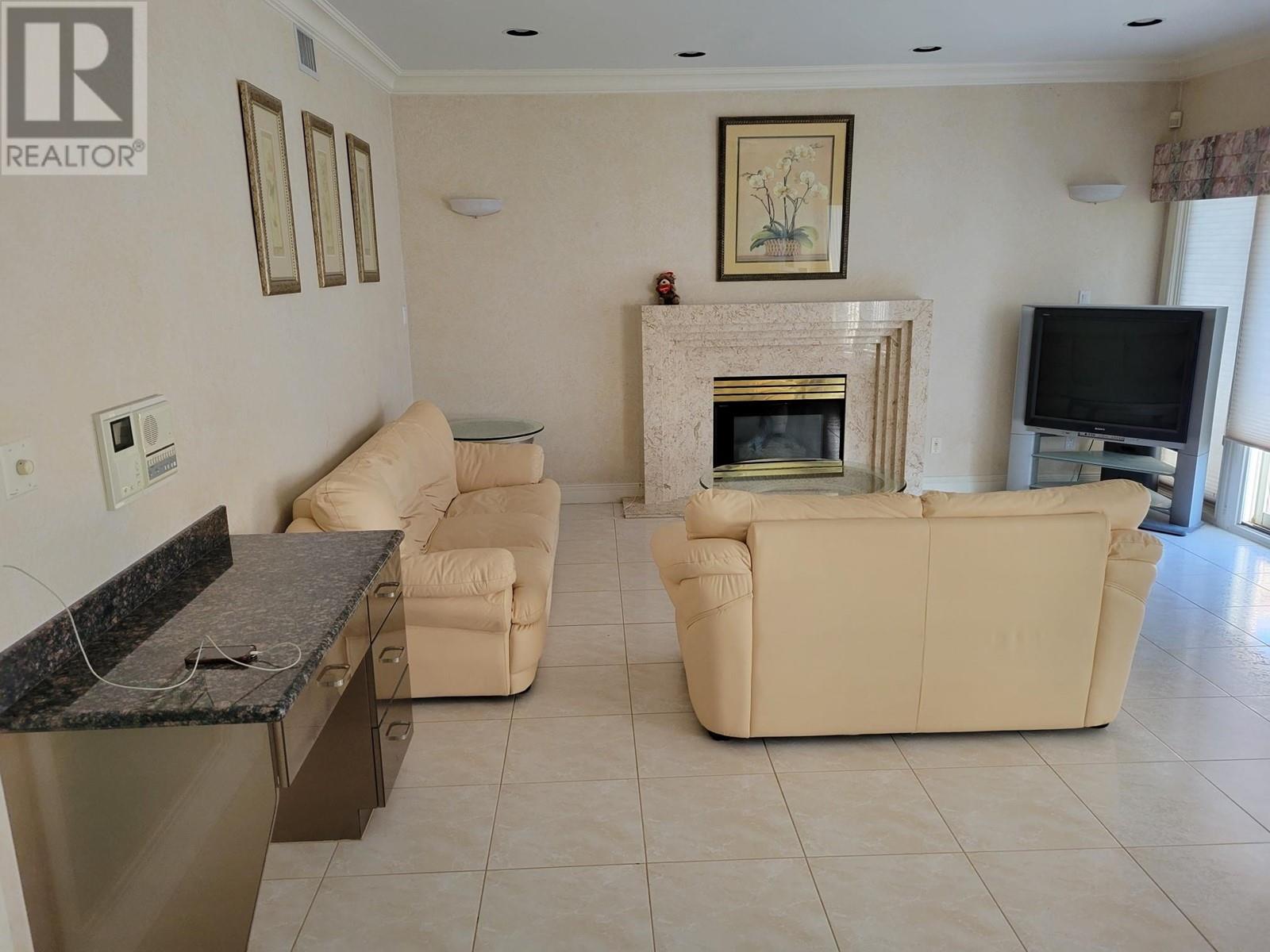 1388 W 45th Avenue, Vancouver, British Columbia  V6M 2G9 - Photo 7 - R2828290