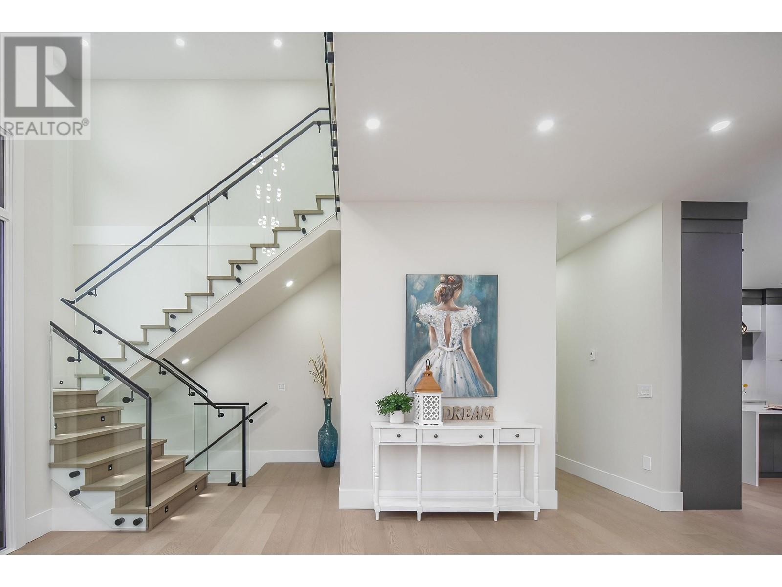 1610 Giles Place, Burnaby, British Columbia  V5A 3K6 - Photo 9 - R2827689