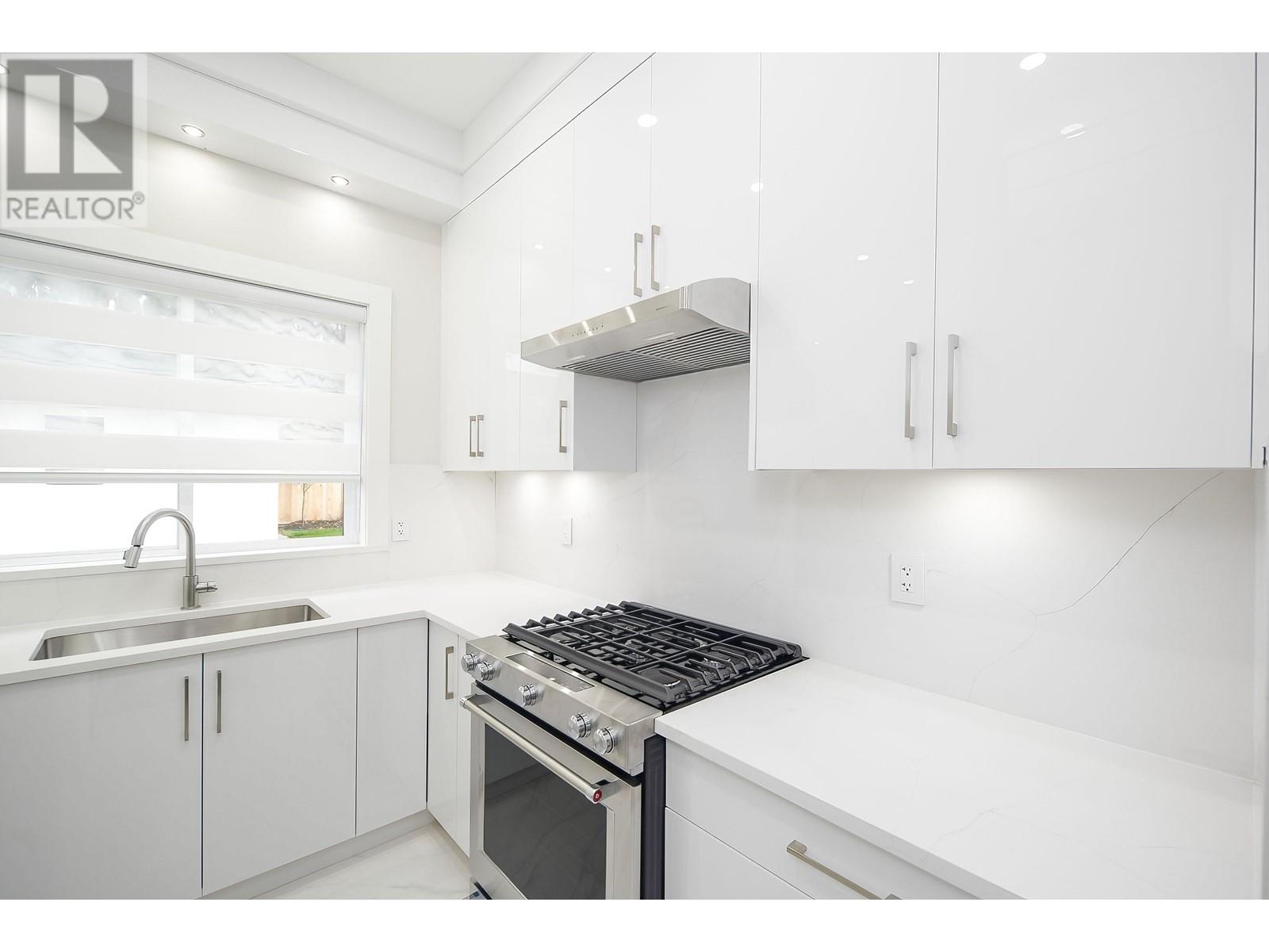 1610 Giles Place, Burnaby, British Columbia  V5A 3K6 - Photo 17 - R2827689
