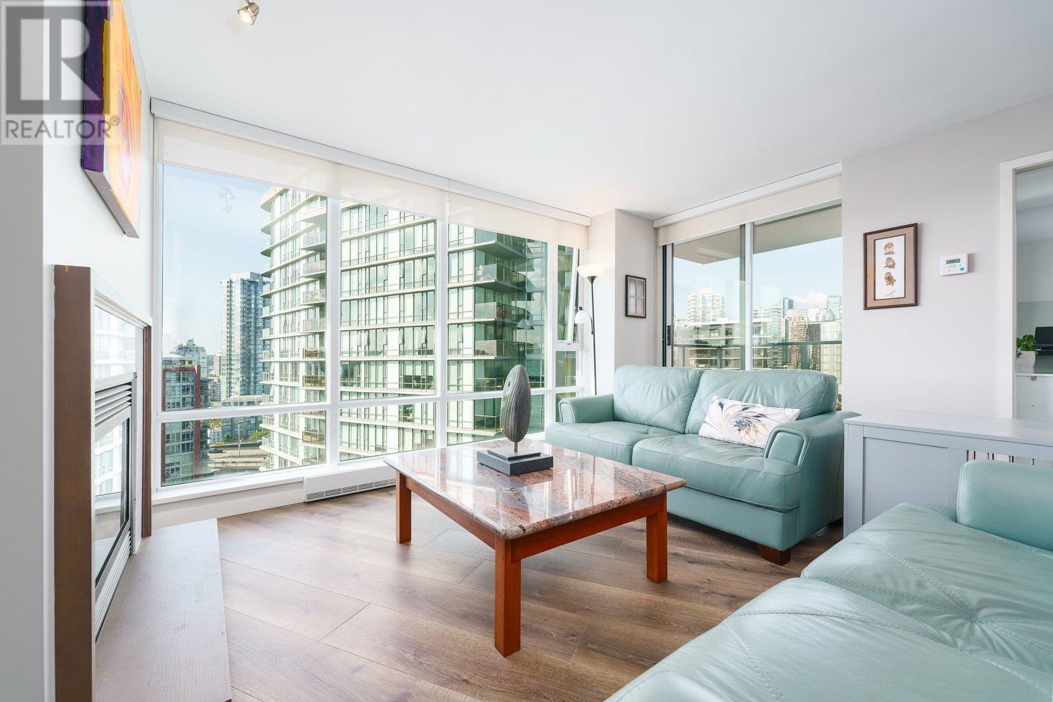 2005 8 Smithe Mews, Vancouver, British Columbia  V6B 0A5 - Photo 4 - R2821824