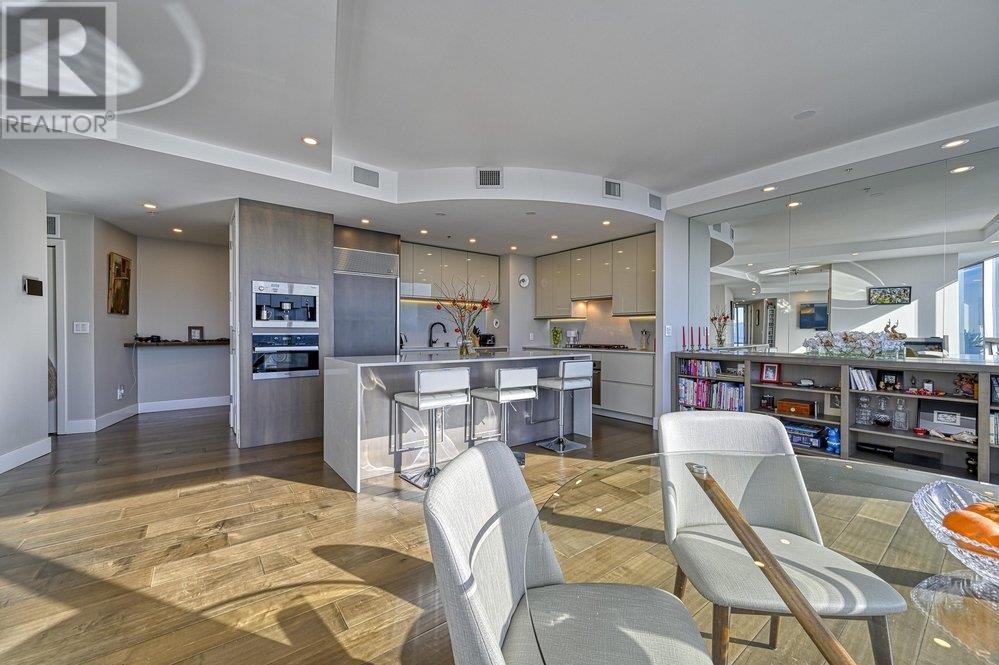 4304 938 Nelson Street, Vancouver, British Columbia  V6Z 3A7 - Photo 12 - R2828250