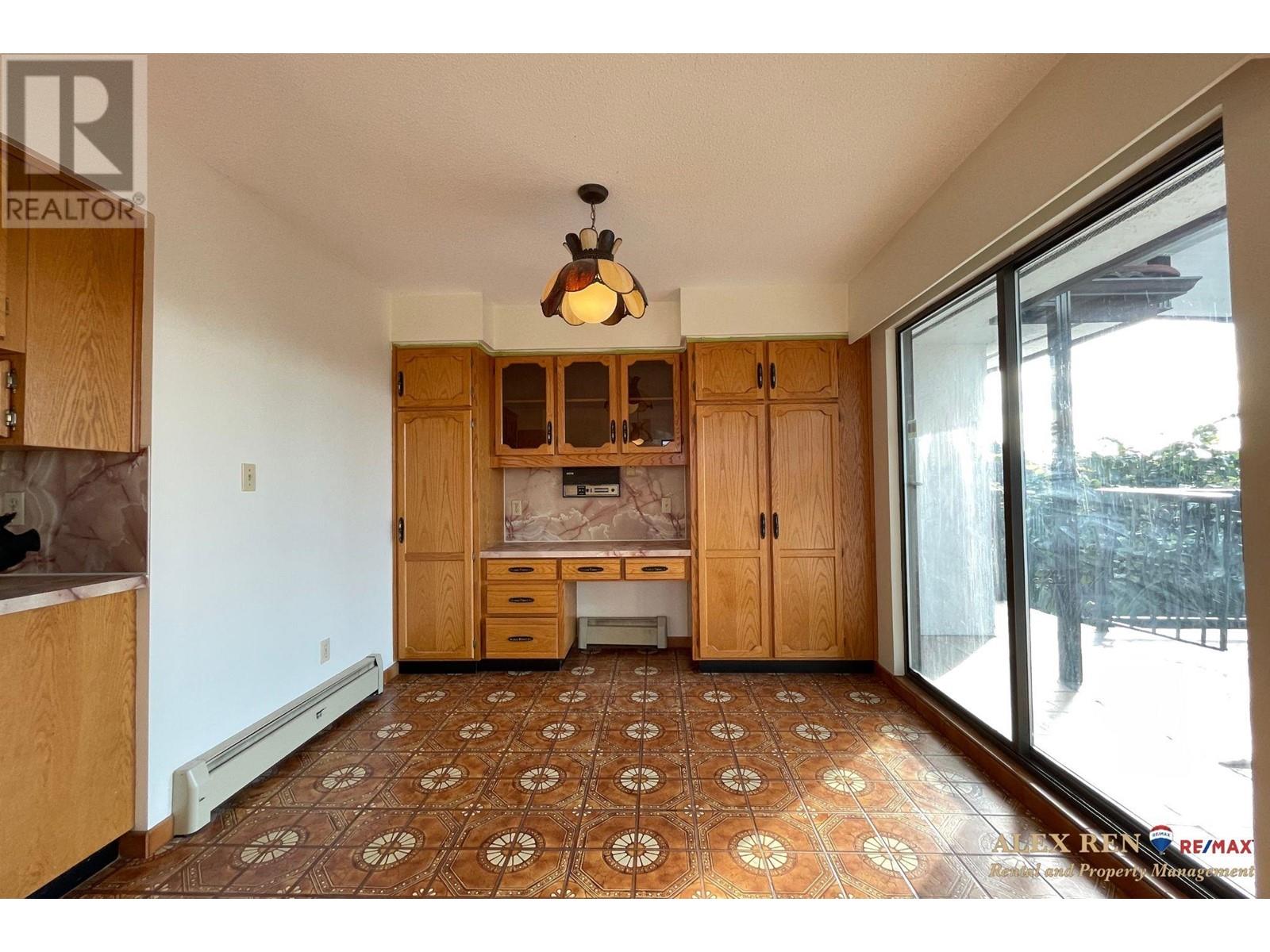 43xx Hurst Street, Burnaby, British Columbia  V5J 1M9 - Photo 12 - R2828333